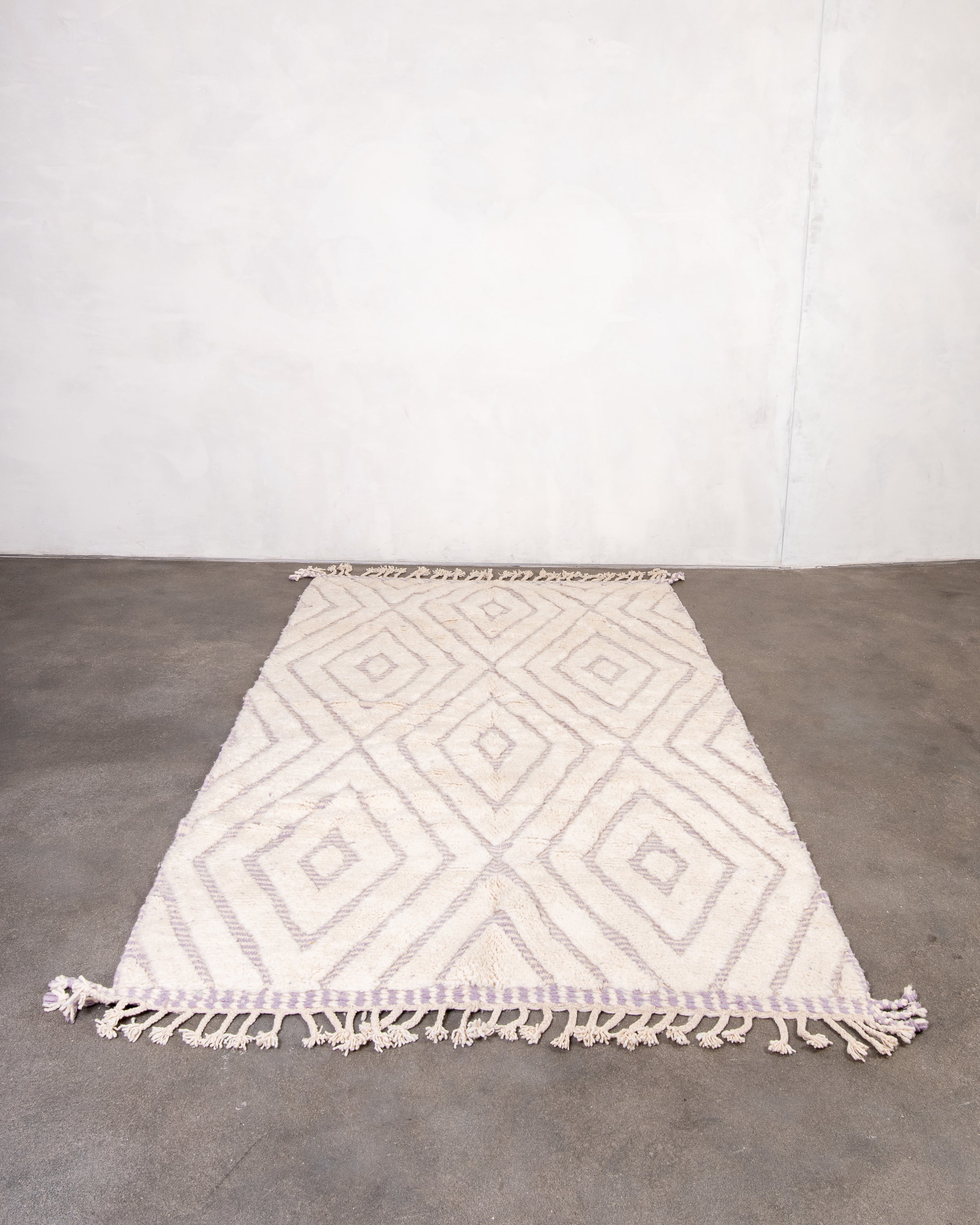 Modern designer handcrafted Berber rug from morocco Beniourain with beautiful colors and patterns